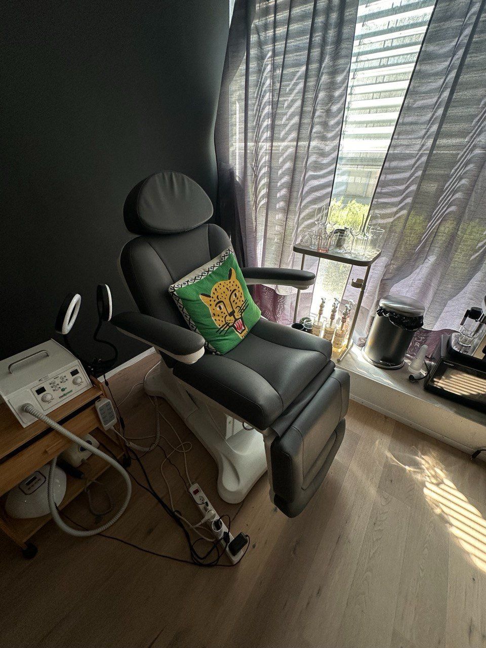 Kosmetik-& Massageliegen: Pedicure Massage Sessel – Gebraucht aus Au ZH von spi_r6rp 2
