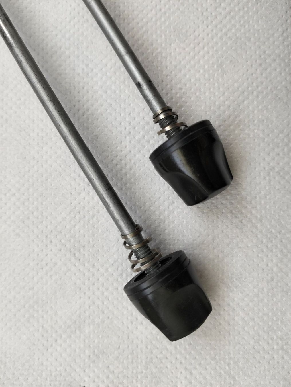 Mavic Pièces détachées: Mavic Schnellspanner Set – D'occasion à Uster par KarlZH 3