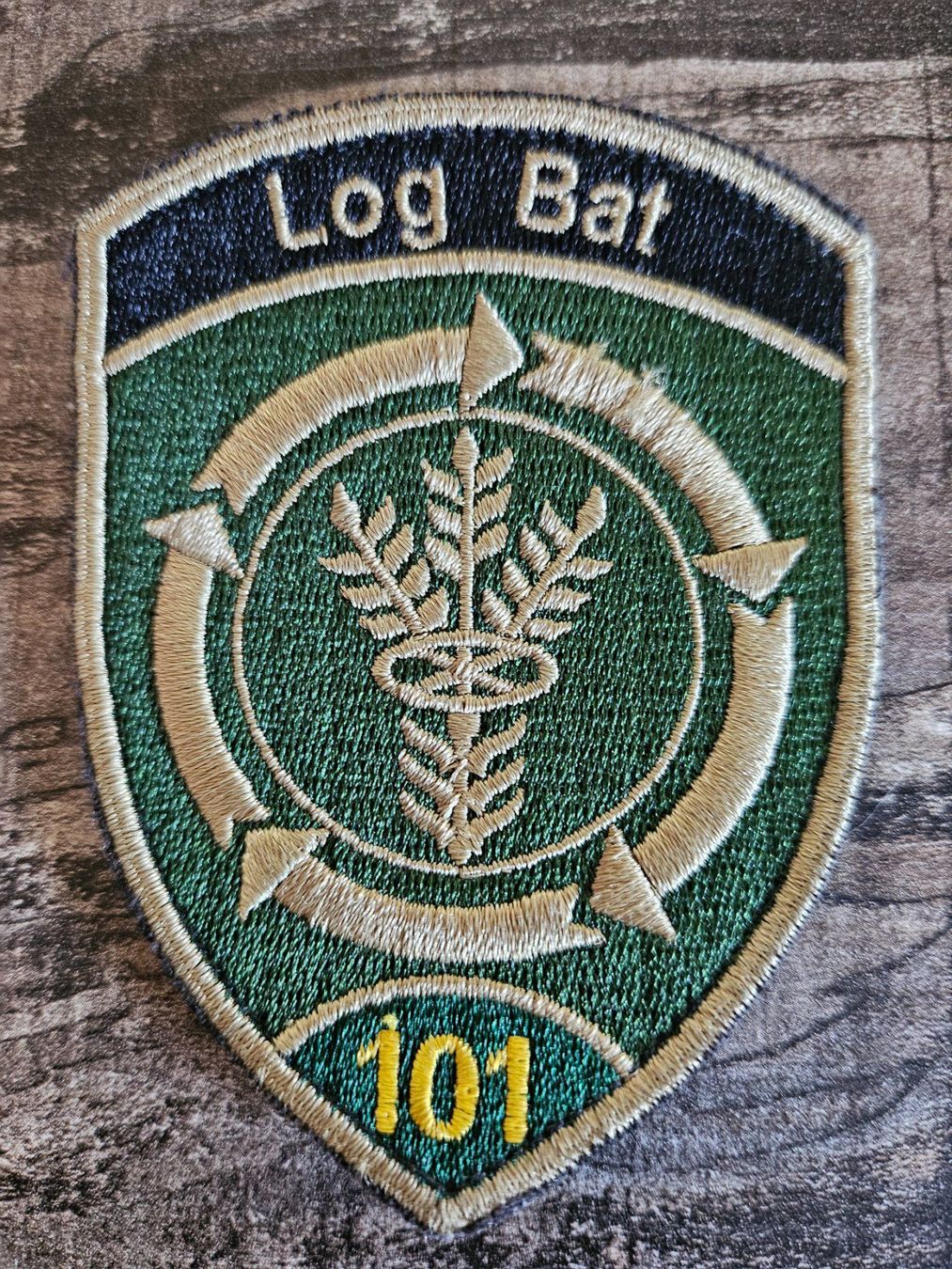 Schweizer Armee Placchette & Badge: Schweizer Armee Badge "Log Bat 101, 1. Kompanie" – Nuovo (secondo la descrizione) da Zürich venduto da qua_7dpq