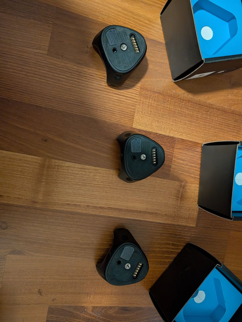 HTC Casco VR: 3x HTC Vive Tracker 3.0 – Nuovo (secondo la descrizione) da Winterthur venduto da ric_jp7p 2