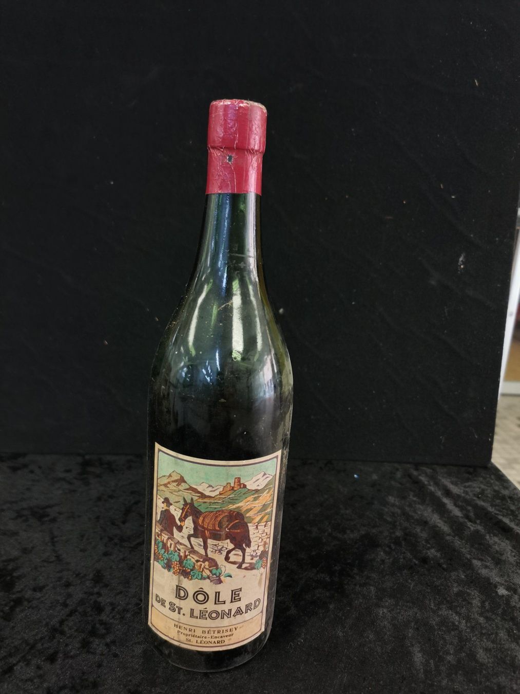 Vino: DÔLE DE ST-LEONARD – Nuovo (secondo la descrizione) da Genève venduto da Leboucheoreilles