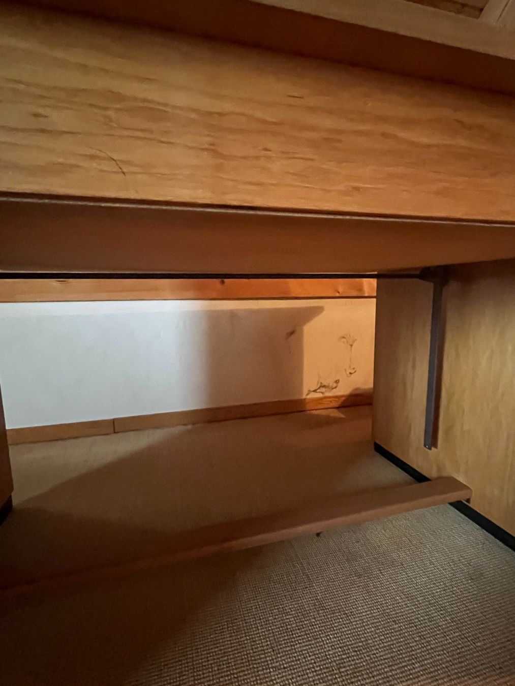 Schreibtische: altes Pult / Schreibtisch – Gebraucht aus Illnau von 18yellow 4