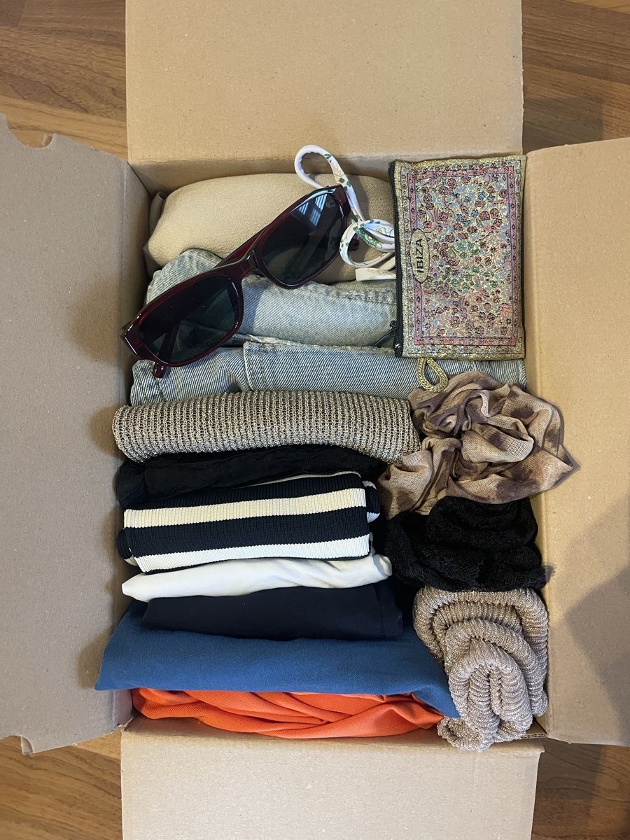 Kleiderpakete: Mystery Box – Gebraucht aus Binz von fab_c5px 1