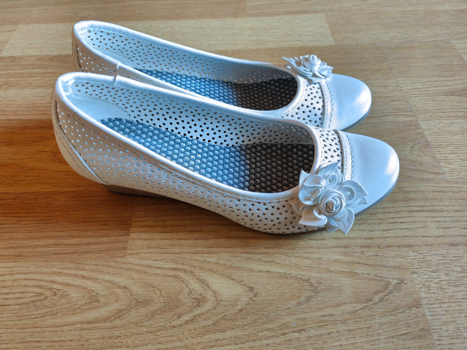 Graceland Scarpe da donna: Graceland Schuh / Pumps weiss - Gr. 39 – Usato da Schöftland venduto da sil_bn9x
