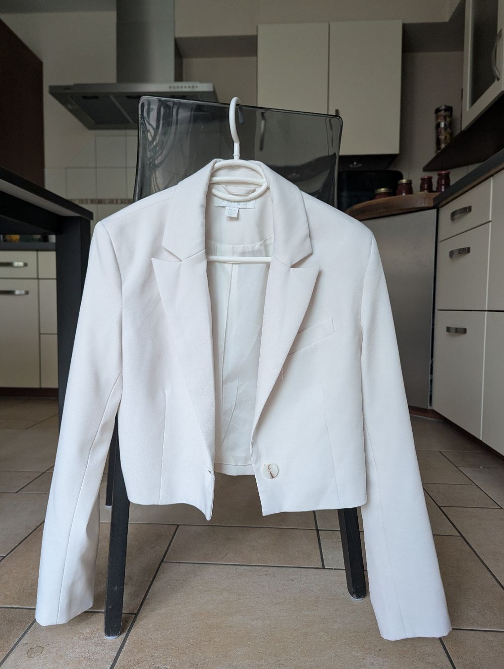 Vestes: Blazer Blanc taille S – Neuf (Voir description) à Saillon par vic_xny8