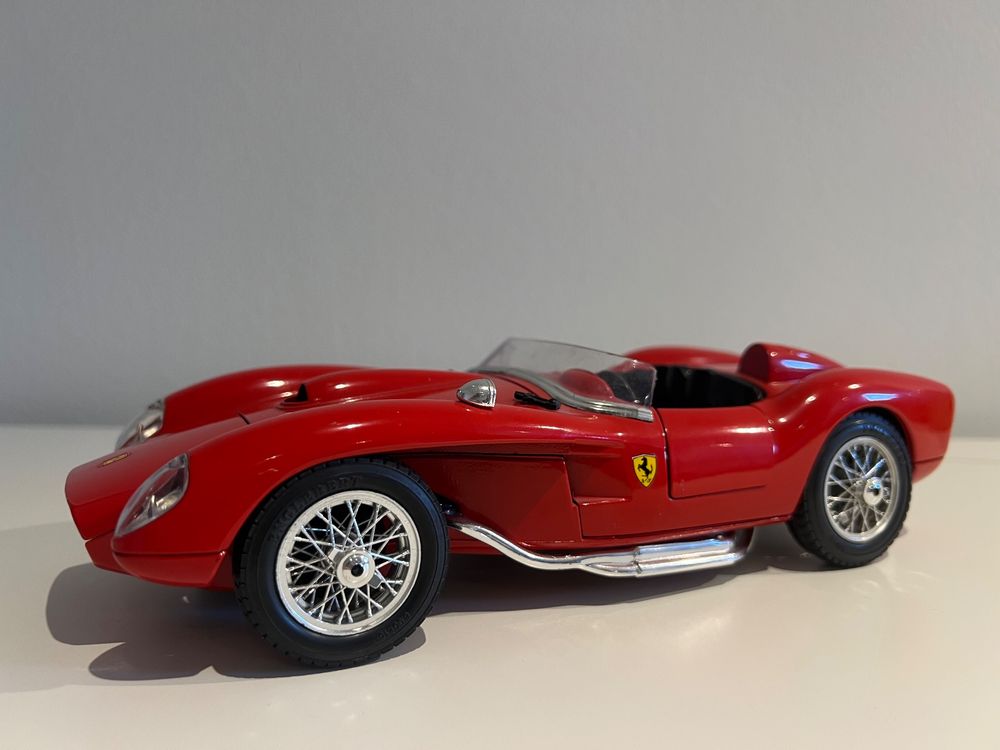 Ligne D'échappement Droite Pour Ferrari 250 Testa Rossa 1957 - Miniature Bburago 1/18 (Occasion)