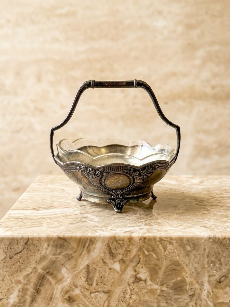 Coupes: Antique bonbon dish – D'occasion à Forch par ays_5lbc