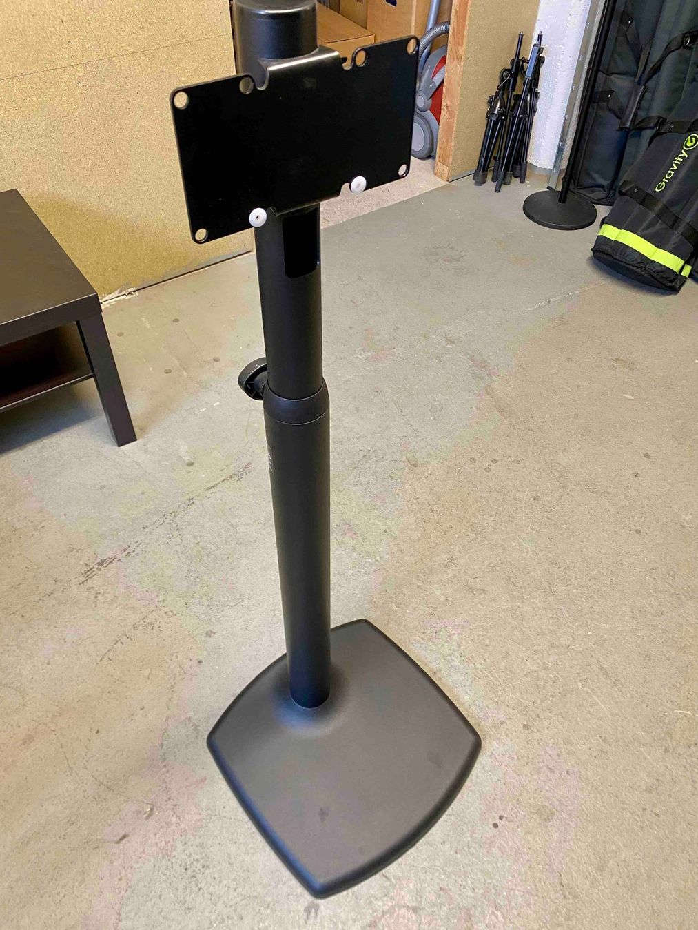 König & Meyer Sonstige Dekorationen & Accessoires: K&M Bildschirmstativ 26782 – Gebraucht aus Niedergösgen von muellebj