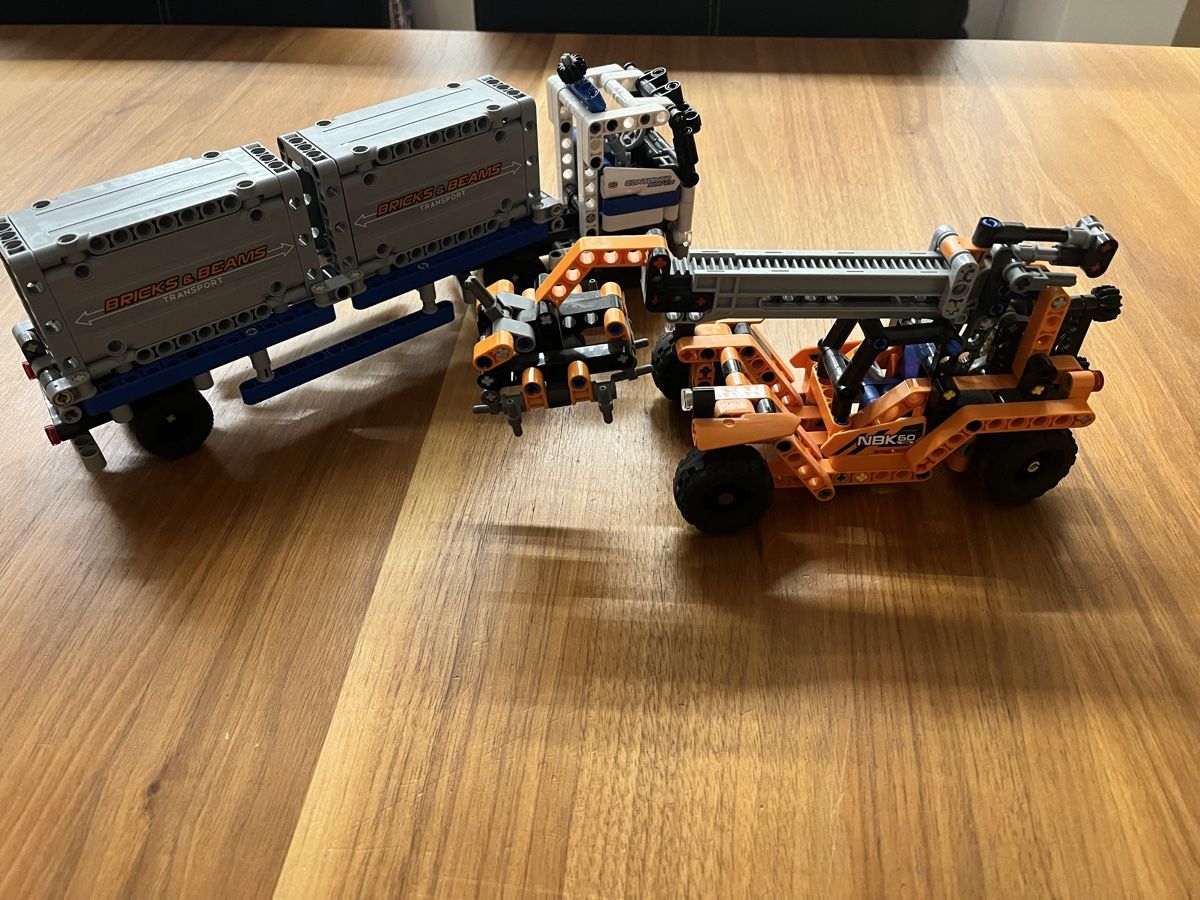 Lego Kit di costruzioni: Lego Technic Container-Transport (42062) – Usato da Eschlikon TG venduto da Wildlifetom
