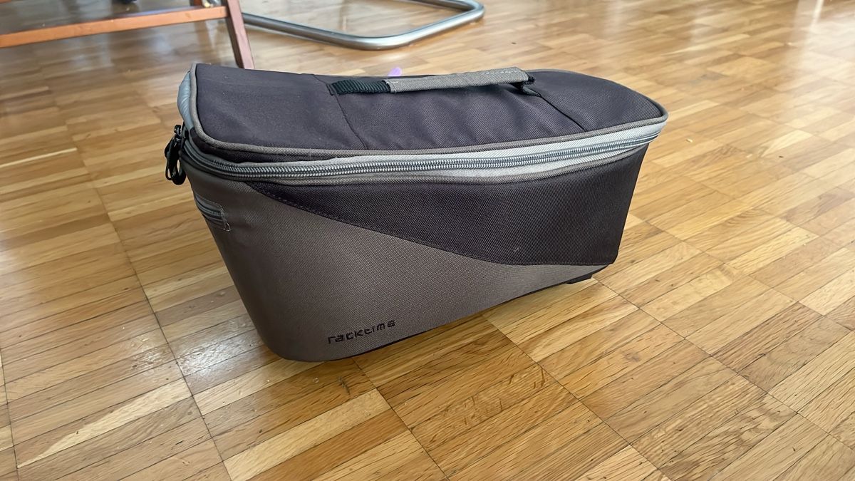 Borse: Racktime bicycle bag grey like new condition – Usato da Winterthur venduto da ama_cz7g