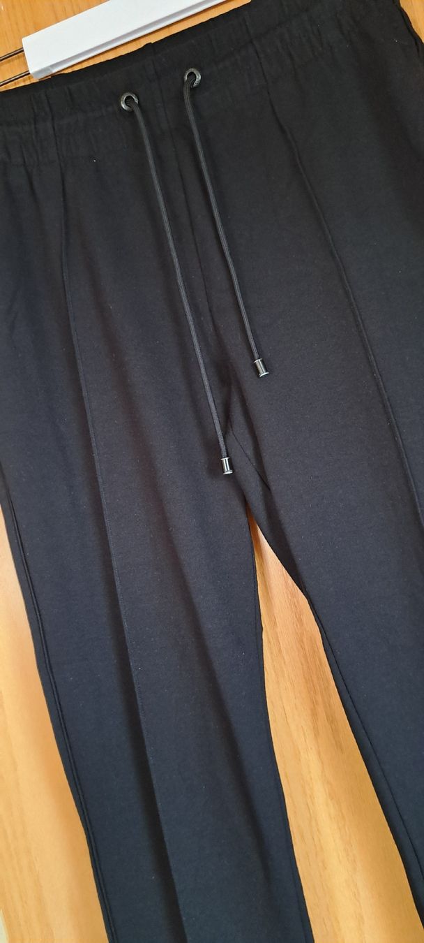 C&A Hosen: C&A Hose Gr.38 – Gebraucht aus Thalheim AG von Bekuadma 1