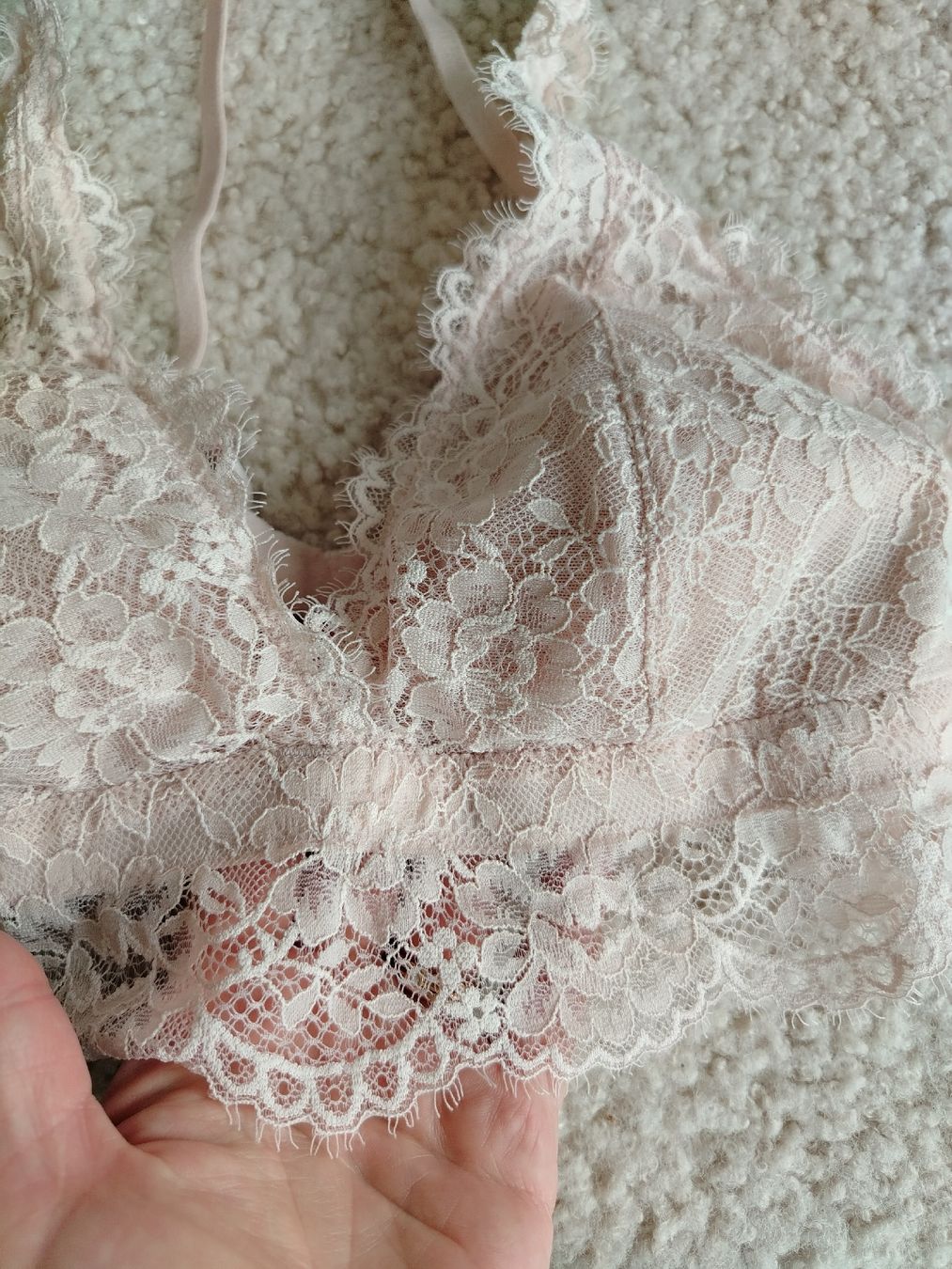 H&M Autres dessous: Spitzen Bustier 75C – Neuf (Voir description) à Schönenbuch par sop_n7zd 1