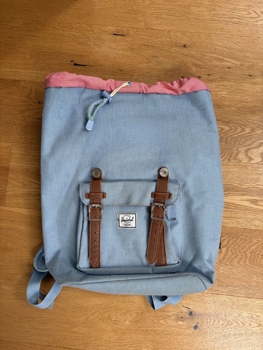 Herschel Zaini: Herschel Rucksack Türkis – Usato da Winterthur venduto da fro84