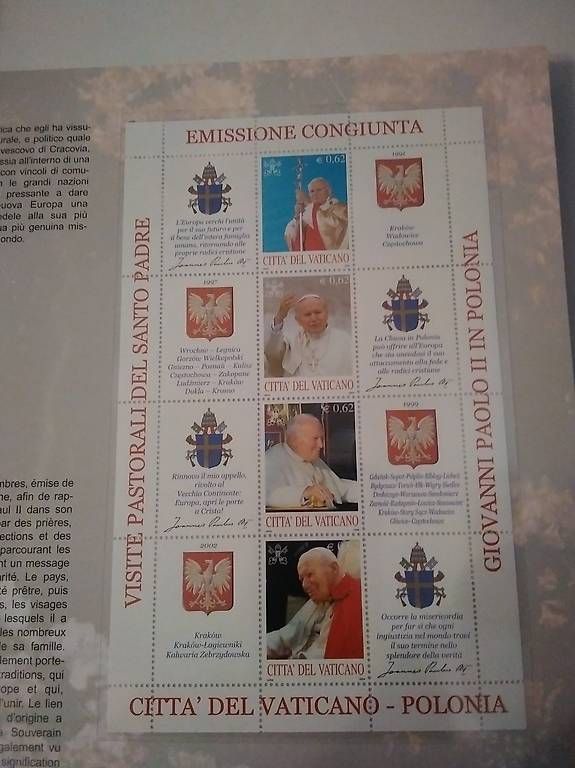 Fumetti: Volume filatelico annuale del Vaticano "Volume 2004" – Usato da Agno venduto da MarcoC010203 2