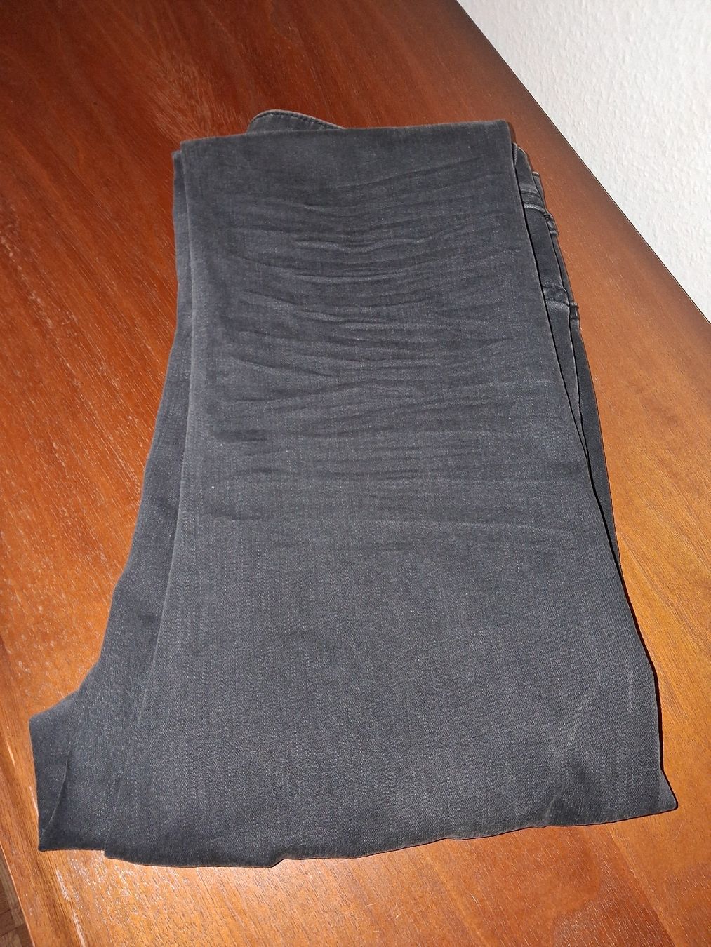 Jeans: Damen Jeans schwarz Grösse 40 – Nuovo (secondo la descrizione) da Neuhausen am Rheinfall venduto da Shine7878 3