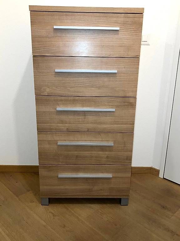 Cassettiere: MODERNE HOHE KOMMODE  TOP ZUSTAND  – Usato da Baar venduto da leo_j8vl