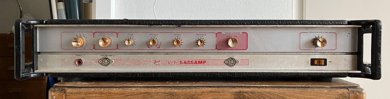 Amplificatori: HH Electronic V-S Bassamp 100 – Usato da Biel / Bienne venduto da Aprad
