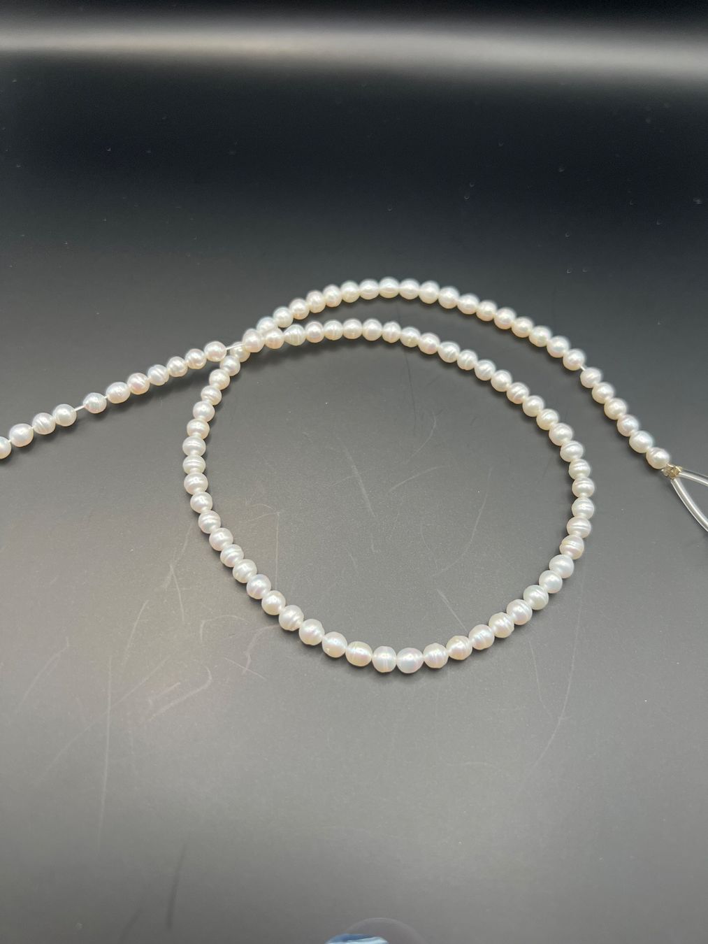 Catenine: Perlenkette weiss 39cm – Nuovo (secondo la descrizione) da Uznach venduto da Ya_x7x6