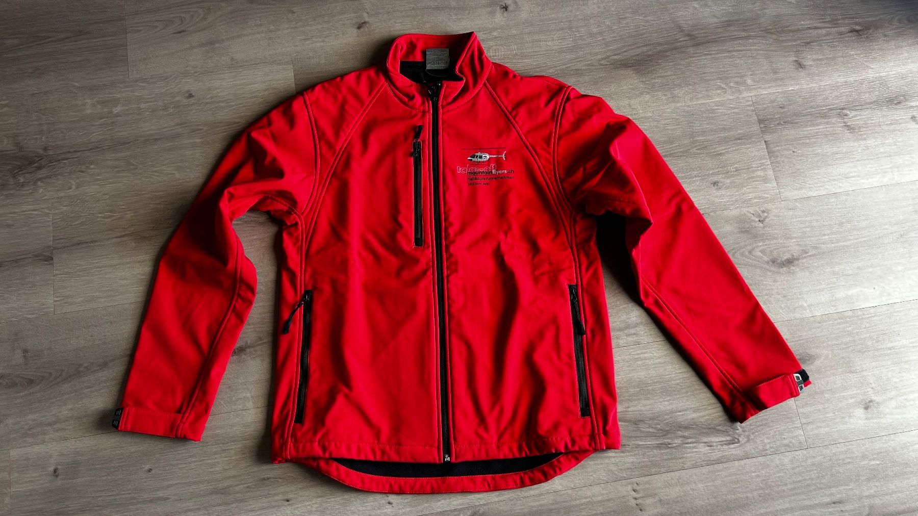 Giacche: Heli - Softshell Jacke mit altem Mountainflyers Logo, Gr. M – Usato da Hofstetten b. Brienz venduto da summer_11