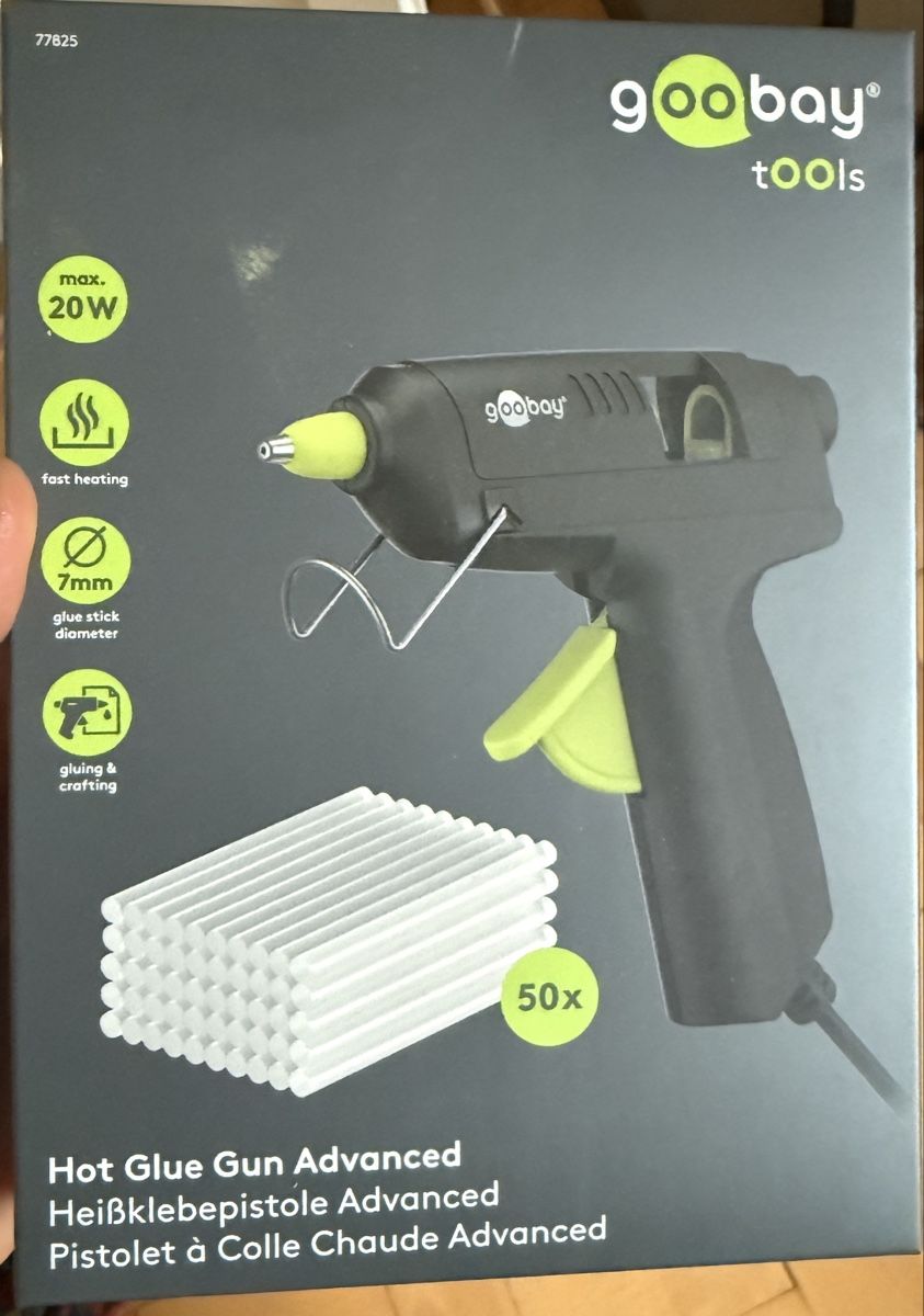 Alle Werkzeuge: Neu & originalverpackte Heissleimpistole – Neu und originalverpackt aus Zürich von NorinaAurora