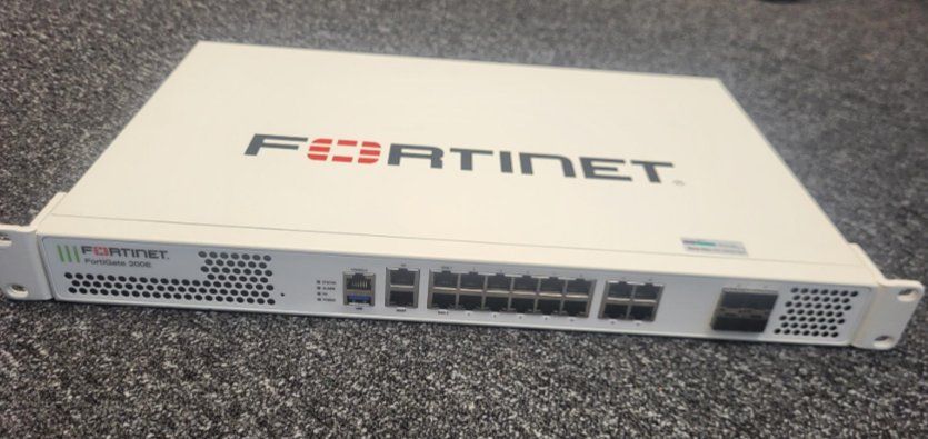 Fortinet Firewall: Fortinet FortiGate 200E – Usato da Zürich venduto da TeleinformatikAG