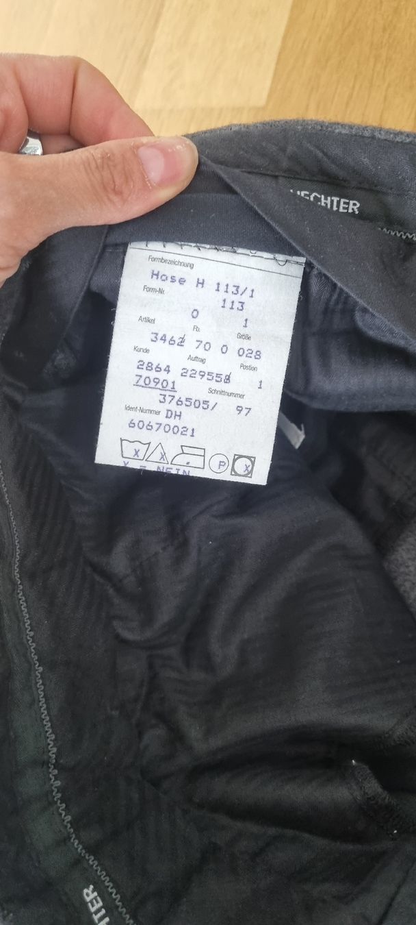 Hosen: Edle Chino – Neu (gemäss Beschreibung) aus Zürich von raf_np9f 2