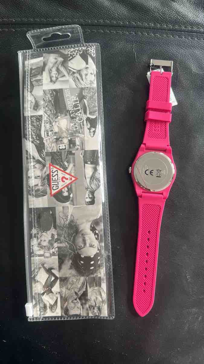Guess Bracciali & Braccialetti: Armbanduhr Guess NEU – Nuovo e nell'imballaggio originale da Mülligen venduto da sappi2001 1