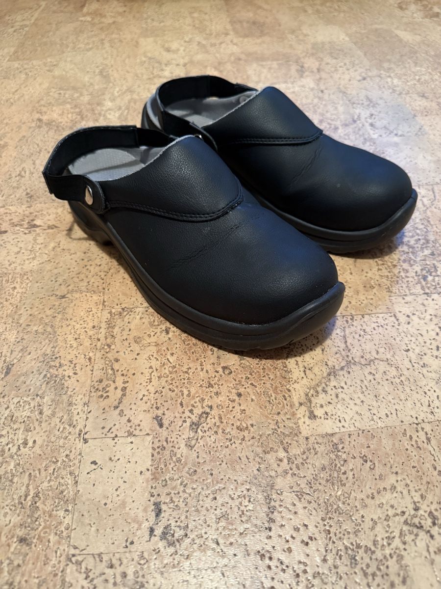 Chaussures hommes: Kitchen shoes – D'occasion à Eysins par con_9f9v 1