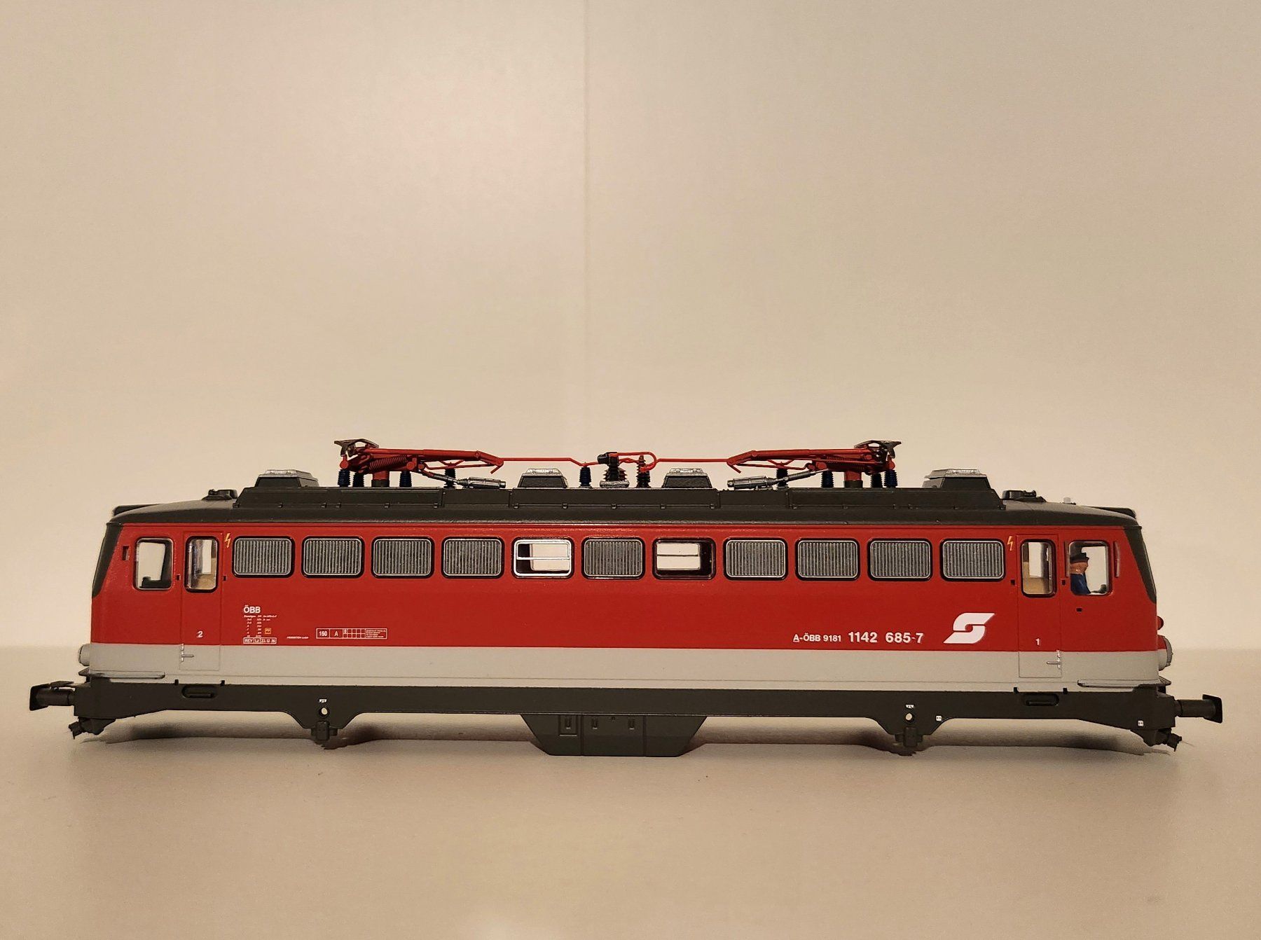 Roco Trains électriques: Roco ÖBB 1142 685 Lokgehäuse – Neuf (Voir description) à Wittenwil par ced_q8j7 1