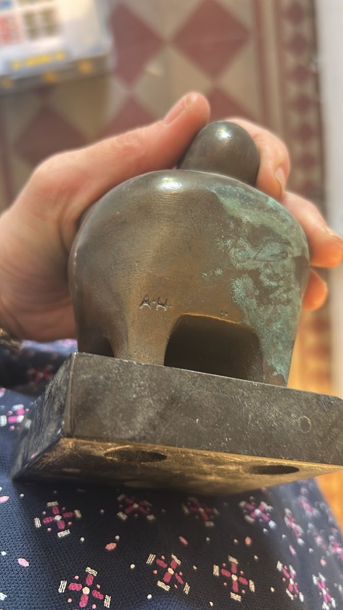 Sculture & Statue: Antike Skulptur Mann im Sessel – Usato da Laufen venduto da belleskulptur 2