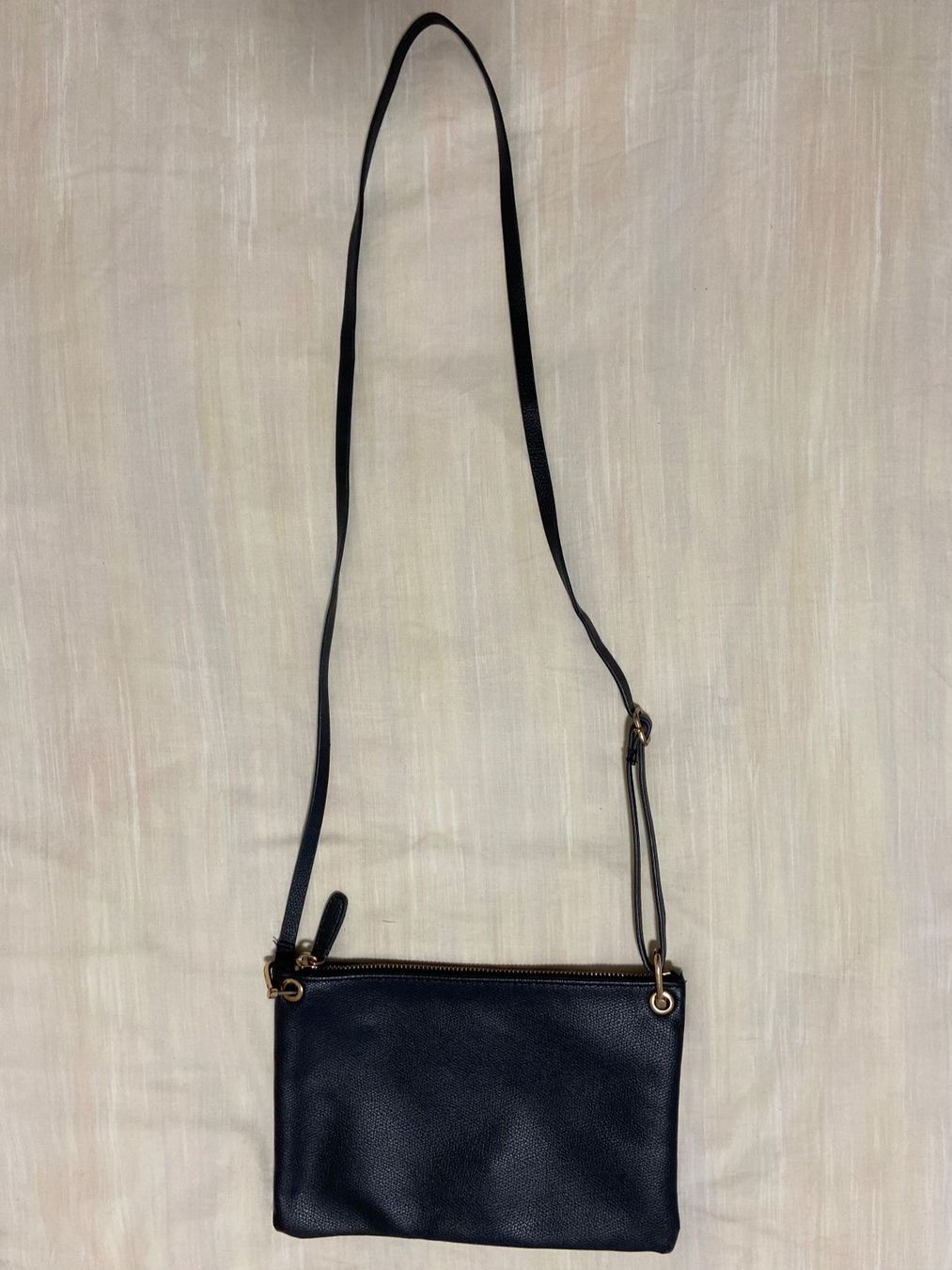H&M Taschen: Simple Handtasche in Schwarz von H&M – Gebraucht aus Zürich von dedasiba 1