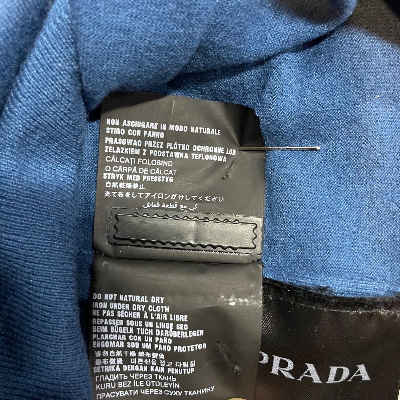 Prada Maglioni & Felpe: Prada Kaschmir-Seide Pullover Blau Gr. 52 – Usato da Bubikon venduto da SwissSecondLife 7
