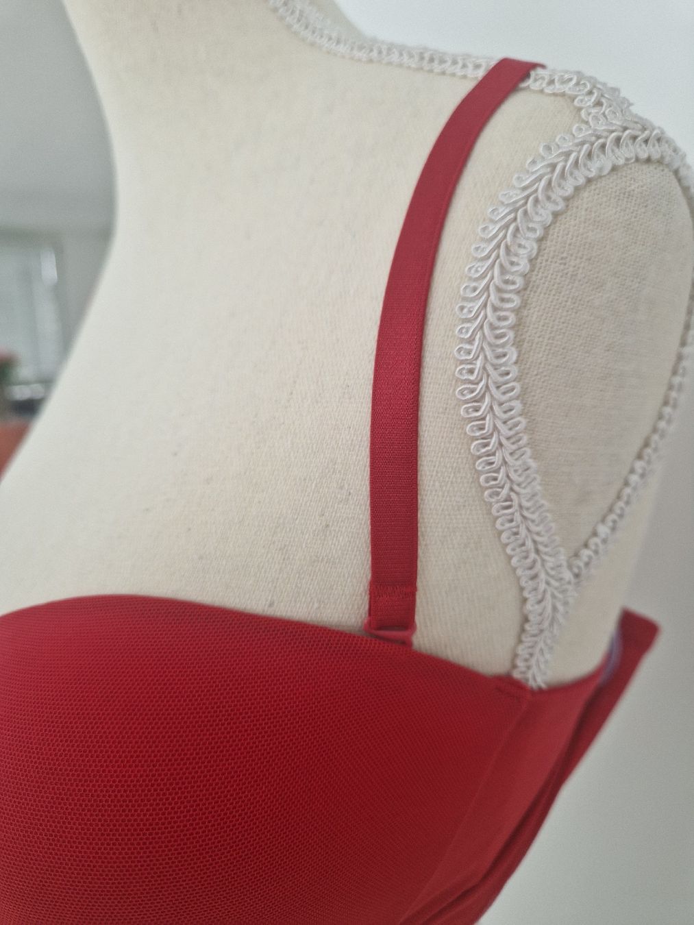 La Perla Sonstige Unterwäsche: NEU! LA PERLA BH Rot – Neu und originalverpackt aus Horgen von akkohappyshopping 1