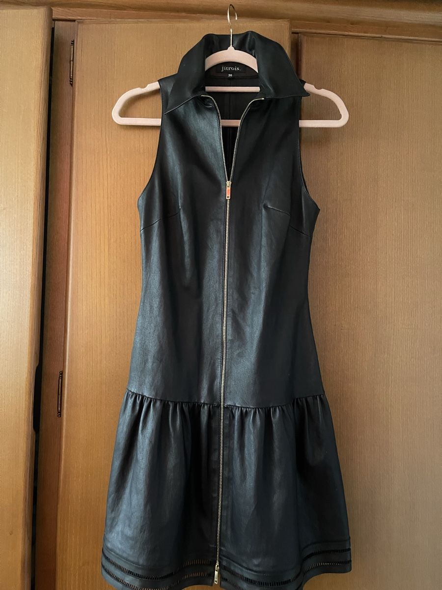 Vestiti: ärmelloses Kunstleder Kleid mit Reissverschluss – Nuovo (secondo la descrizione) da Schmerikon venduto da Jumendes10 1