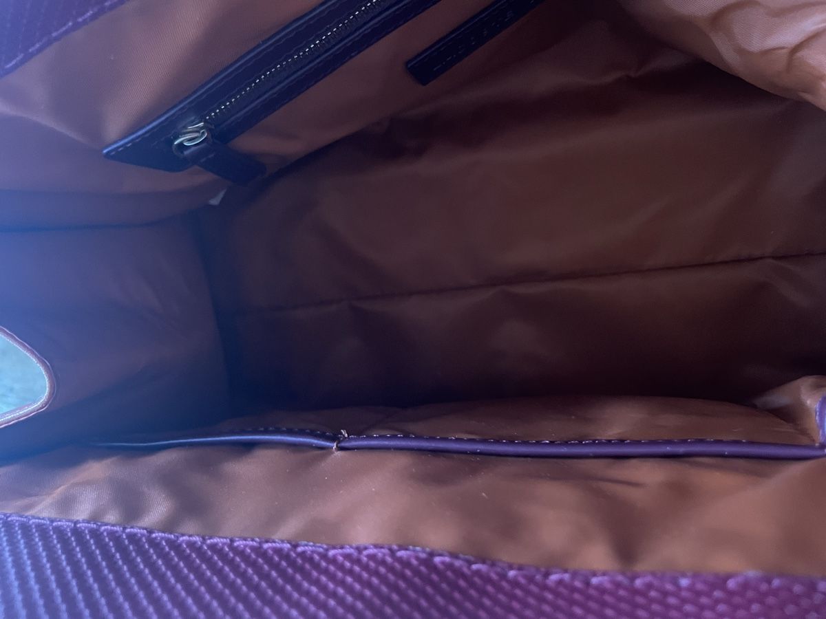 Sacs femmes: Sac Lacoste porté épaule  – Neuf (Voir description) à Genève par aud_zh2d 5
