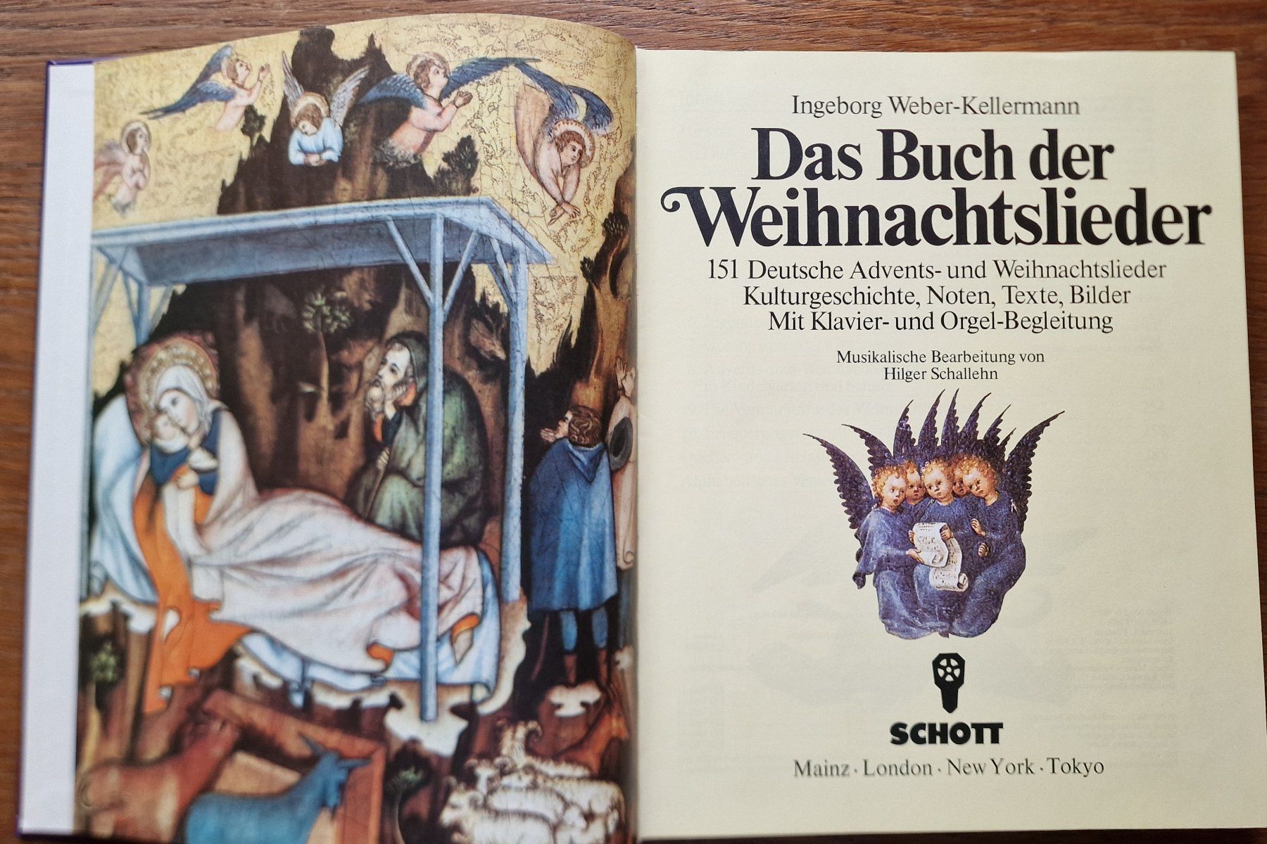 Libri: Weber-Kellermann, Ingeborg:   Das Buch der Weihnachtslieder – Usato da Röthenbach i. E. venduto da Heureka5 1
