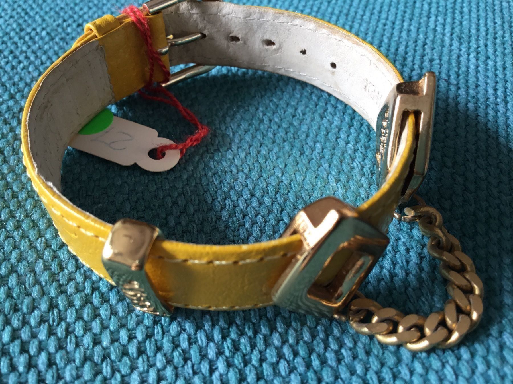 Bracciali & Braccialetti: Bijoux bracelet en cuir jaune décor doré – Nuovo e nell'imballaggio originale da Le Landeron venduto da nic_8hd5 2