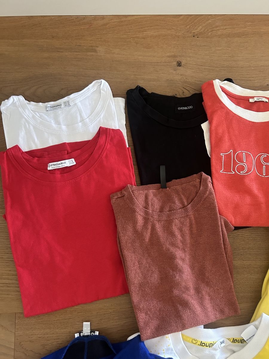 Lots de vêtements: Damen Oberteile Kleiderpaket – D'occasion à Matzendorf par Fla5 1