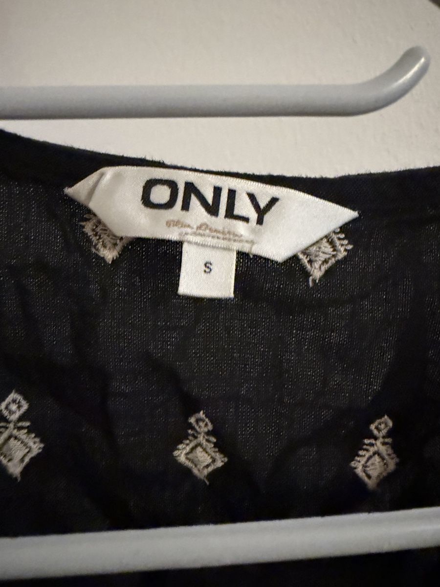 Only Top: Haut – Nuovo e nell'imballaggio originale da Fribourg venduto da SimoneA13 1