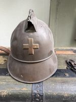 Alter Schweizer Feuerwehrhelm
