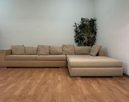Ecksofa in Beige mit abnehmbaren Bezügen