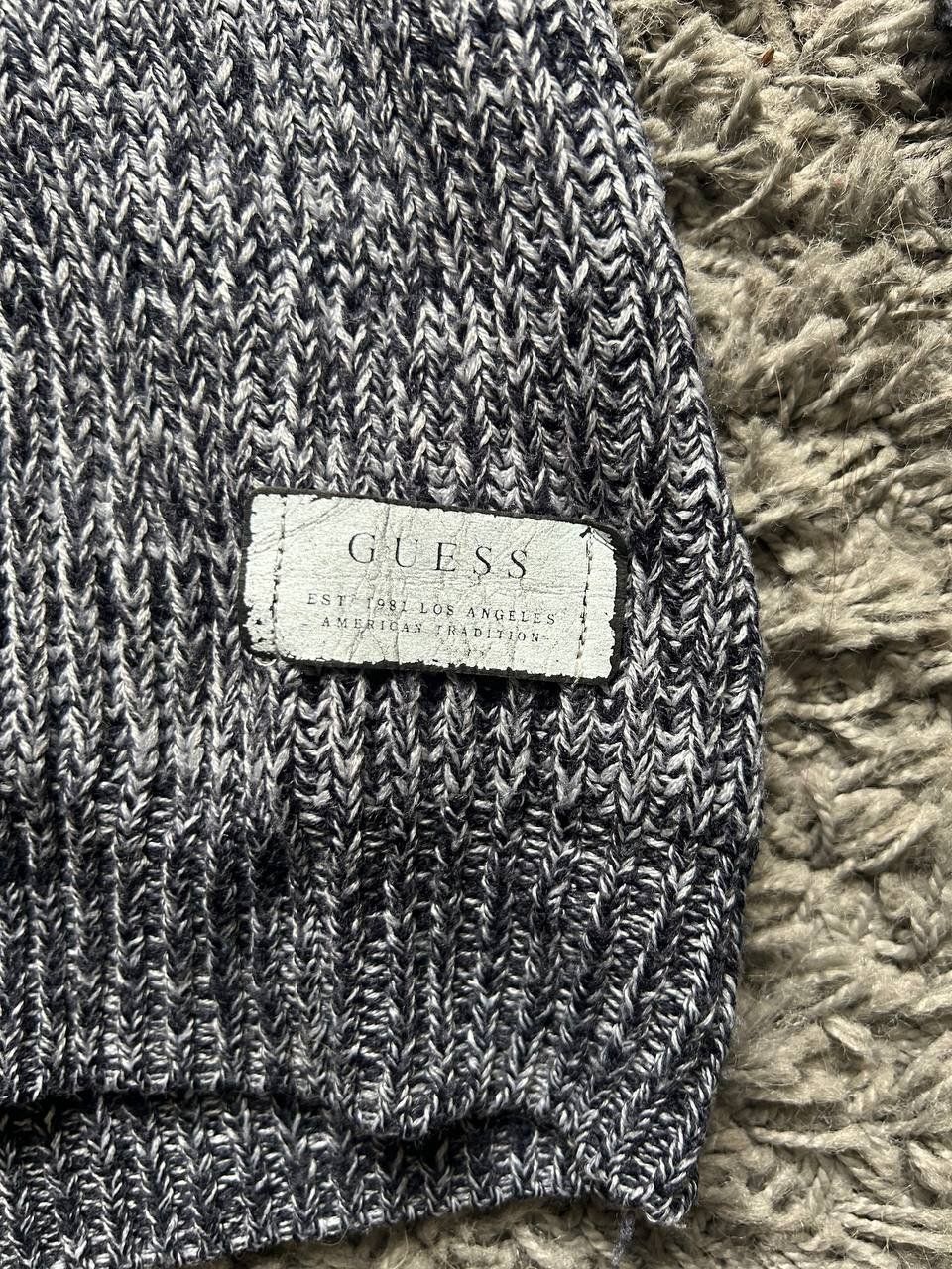 Guess Pulls & Sweat-shirts: Guess Pullover – D'occasion à Affoltern am Albis par Cmara 3