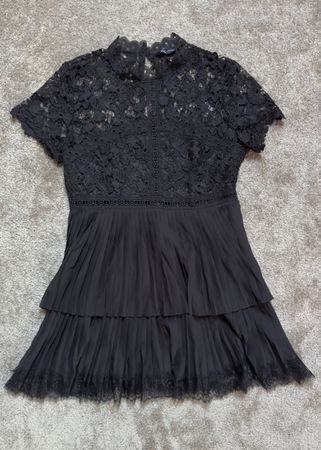 Robe Kleid Zara noire schwarz XL dentelle