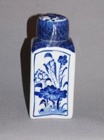 Blaue Porzellan-Teedose mit Deckel
