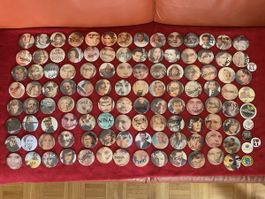 Ansteck-Pin mit Prominenten