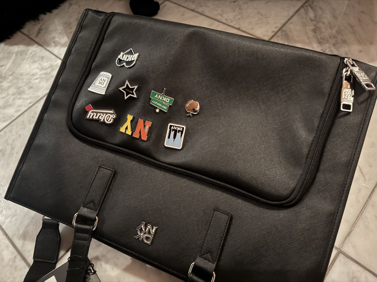 DKNY Taschen für Damen: DKNY Shopper, Schwarz, Neu mit Etikette – Neu und originalverpackt aus Volketswil von Modelka 2