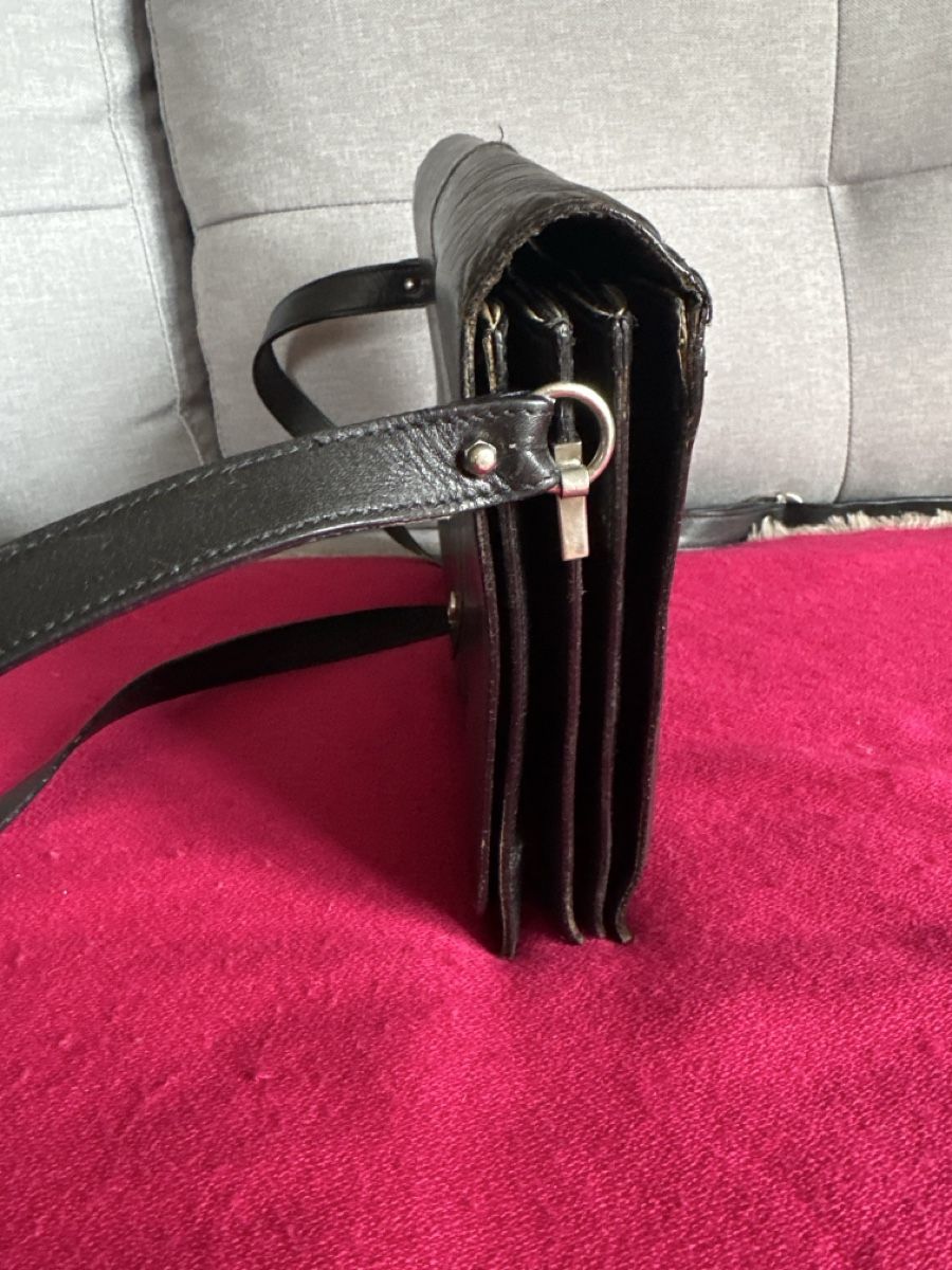 Aigner Borse da donna: Handtasche von Étienne Aigner. Schwarz Leder. – Usato da Zürich venduto da Thomaslue 5