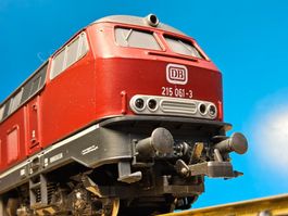 Roco 43449 __ Diesel Lokomotive BR 215 DB _ OVP _ DC Spur H0