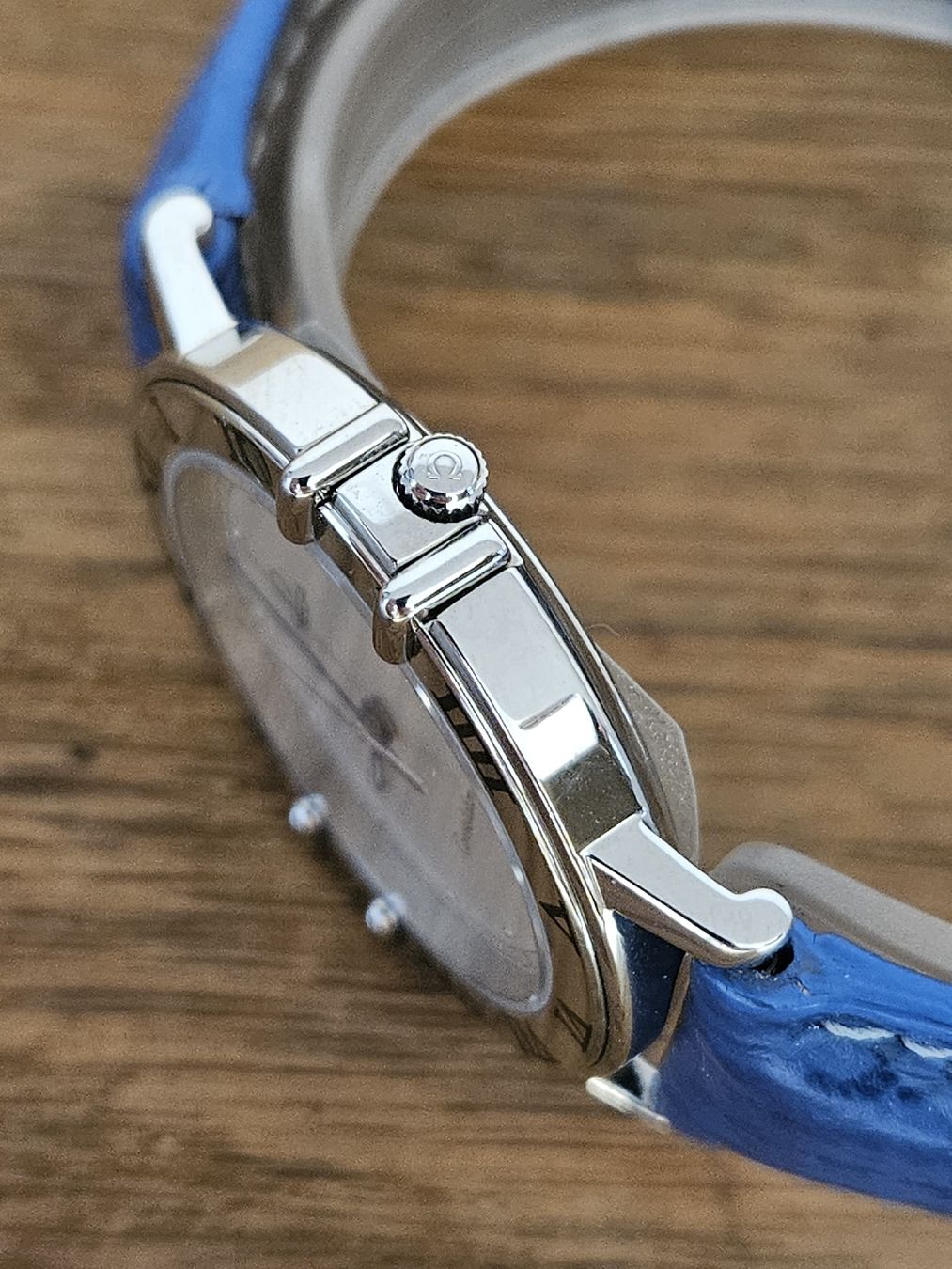 Omega Montres: Omega Constellation Damenuhr 33mm – D'occasion à Flamatt par pie_f9zm 4