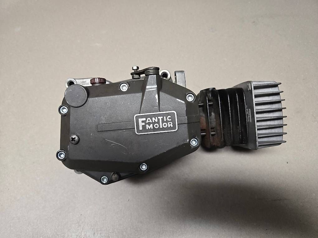 Parti ricambio per ciclomotori: Fantic Issimo Minarelli V1 310/311 2 – Usato da Kerzers venduto da Issimo-Center 2